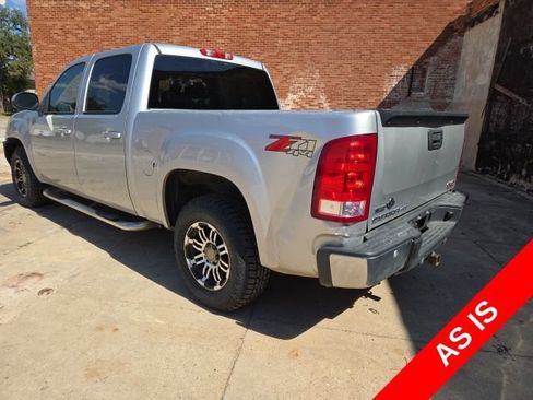 Used 2011 GMC Sierra 1500 SLT w/ SLT Convenience Package AWD/4WD image 5