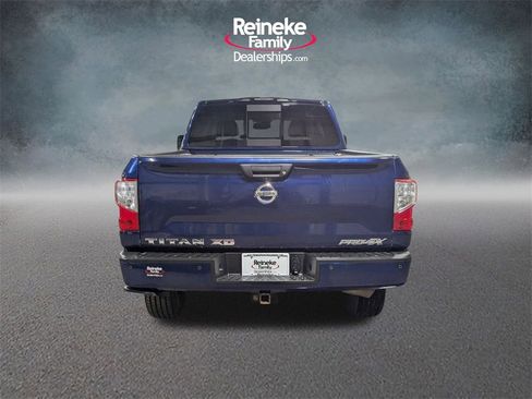 Used 2018 Nissan Titan PRO-4X w/ Pro-4x Convenience Package image 6
