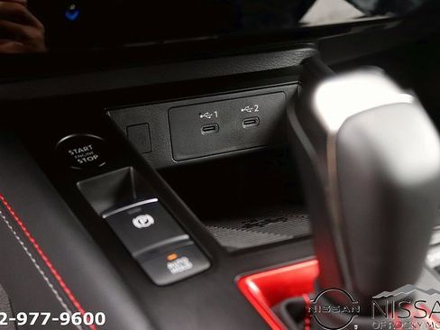 Certified 2025 Nissan Kicks SR image 20