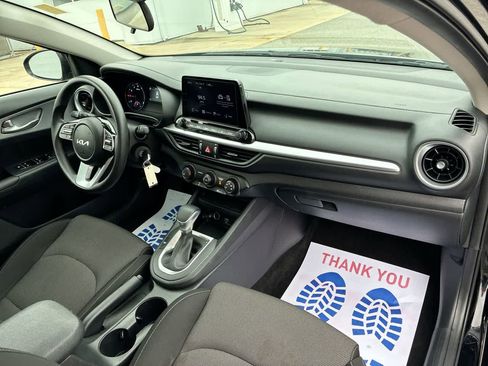 Used 2024 Kia Forte LXS image 25