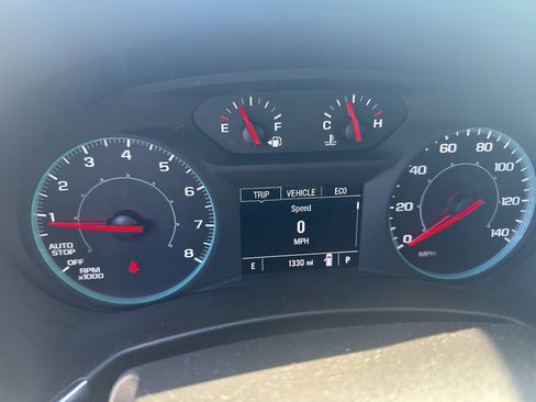 Certified 2024 Chevrolet Equinox LS image 3