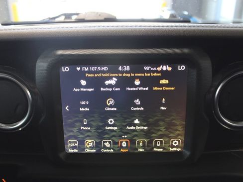 Used 2022 Jeep Wrangler Unlimited Rubicon AWD/4WD image 16