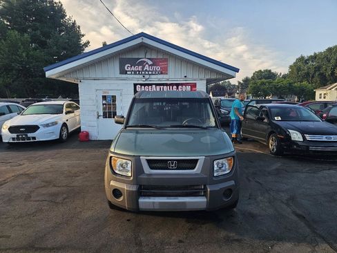 Used 2005 Honda Element EX image 2