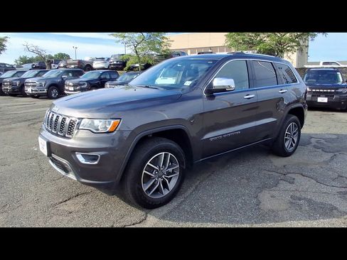 Used 2021 Jeep Grand Cherokee Limited AWD/4WD image 4