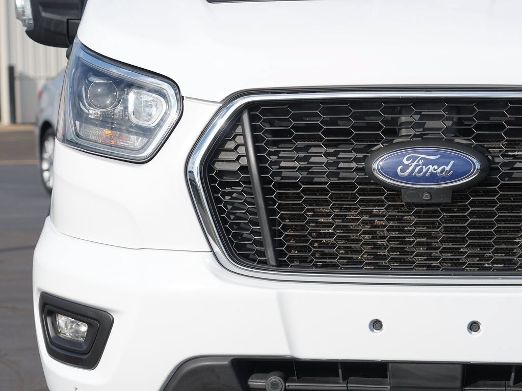 Used 2023 Ford Transit 350 XLT RWD image 9