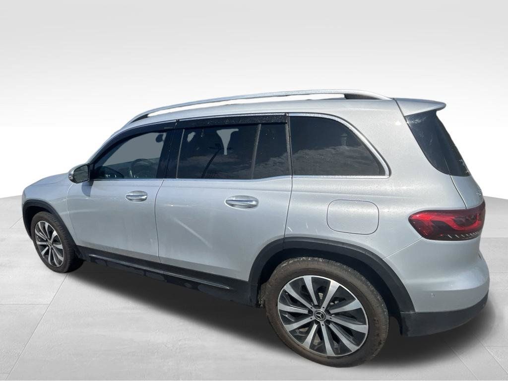 Used 2020 Mercedes-Benz GLB 250 4MATIC image 5