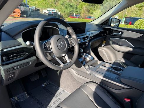 New 2026 Acura MDX SH-AWD image 16