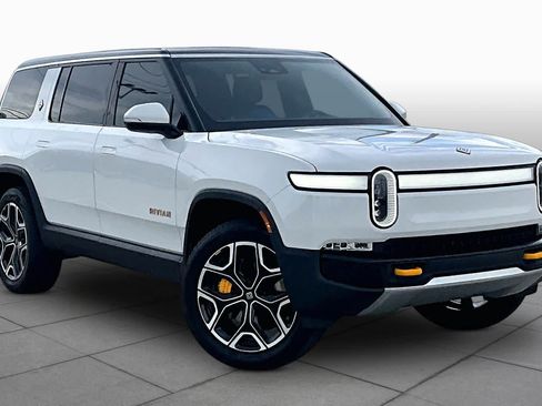 Used 2024 Rivian R1S Adventure Quad AWD/4WD image 2