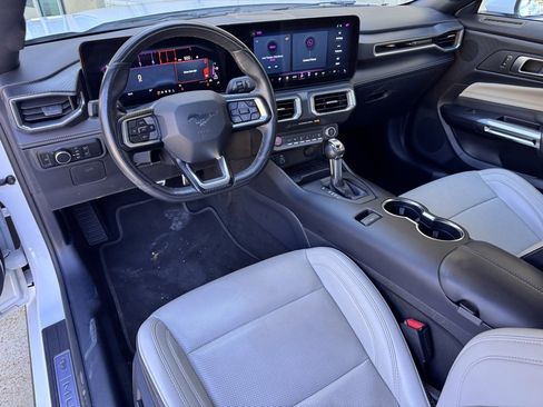 Used 2024 Ford Mustang Premium image 2