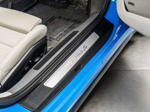 Used 2022 Porsche 911 Turbo S image 33