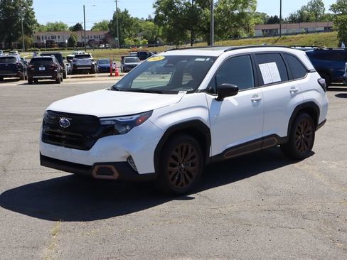 Used 2025 Subaru Forester Sport w/ Popular Package #1 AWD/4WD image 32