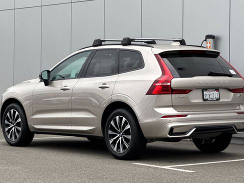 Used 2025 Volvo XC60 B5 Core w/ Protection Package Premier image 3