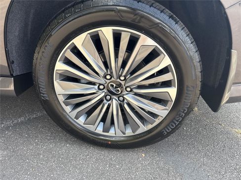 New 2026 INFINITI QX80 Luxe w/ Cargo Package image 8