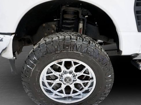 Used 2023 Ford F350 XLT w/ 360-Degree Camera Package AWD/4WD image 9