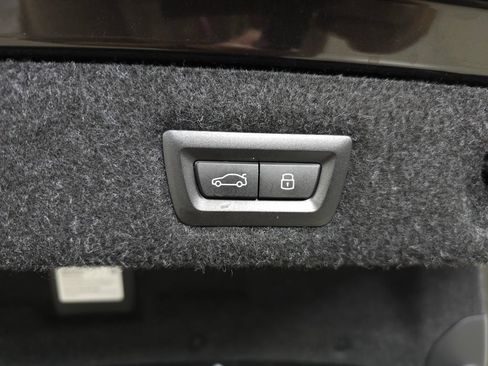Used 2023 BMW 540i xDrive w/ Premium Package AWD/4WD image 8