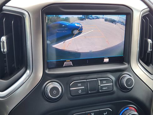 Used 2021 Chevrolet Silverado 1500 LT RWD image 19