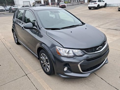 Used 2020 Chevrolet Sonic LT w/ Convenience Package FWD image 6