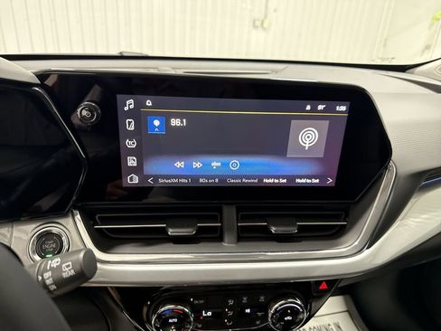 New 2026 Chevrolet Trax LT w/ Driver Confidence Package FWD image 13