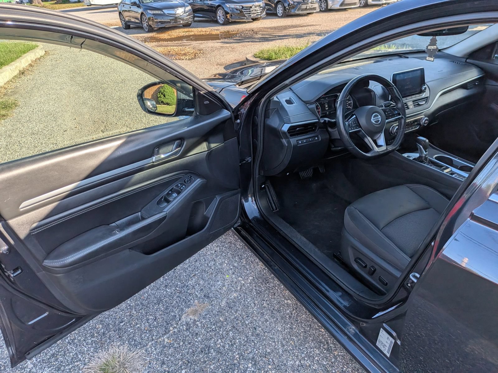 Used 2019 Nissan Altima 2.5 SV AWD/4WD image 22