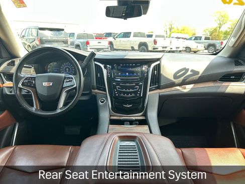 Used 2020 Cadillac Escalade Premium Luxury AWD/4WD image 14