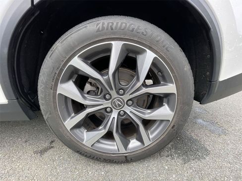 Used 2024 Acura MDX SH-AWD w/ Technology Package image 27