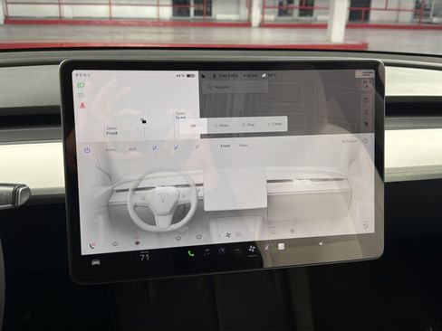 Used 2023 Tesla Model Y Long Range image 21