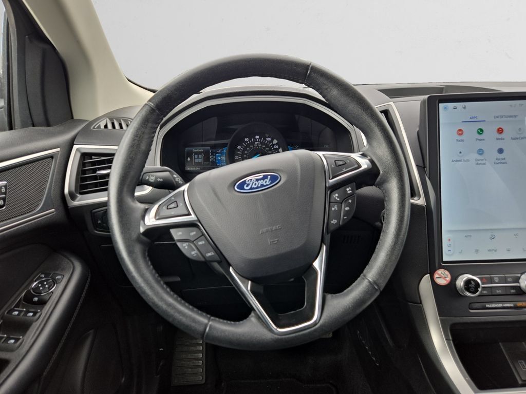 Used 2024 Ford Edge SEL AWD/4WD image 12