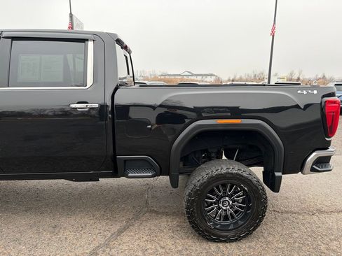 Used 2023 GMC Sierra 2500 SLT w/ SLT Convenience Package image 10