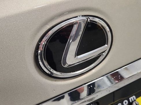 Used 2023 Lexus ES 350 w/ Premium Package image 30