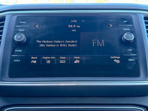 Used 2019 Volkswagen Atlas SE image 32