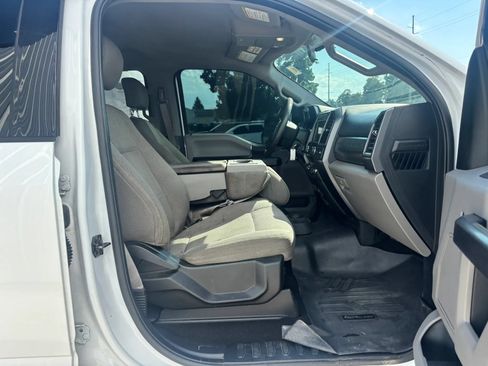 Used 2019 Ford F250 XLT w/ Snow Plow Prep Package AWD/4WD image 17