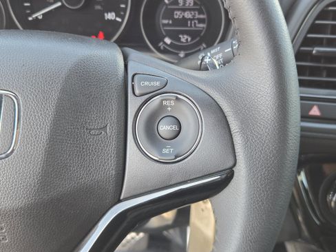 Used 2022 Honda HR-V Sport image 15