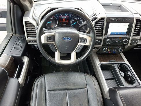 Certified 2020 Ford F350 Lariat image 12