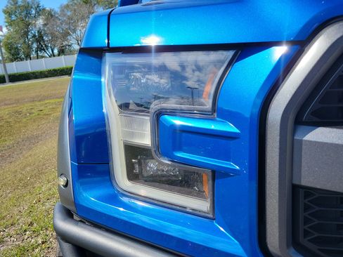 Used 2018 Ford F150 Raptor w/ Equipment Group 802A Luxury image 5