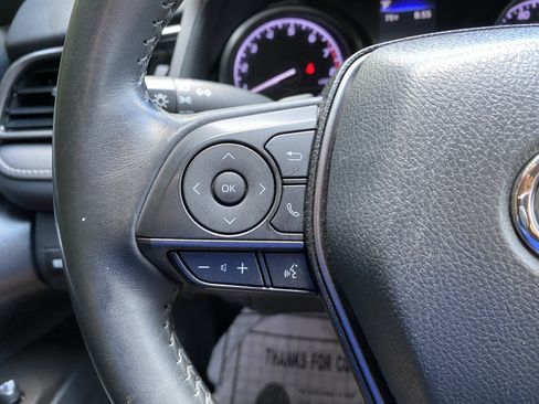 Used 2023 Toyota Camry SE FWD image 18