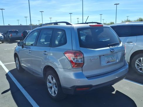 Used 2015 Subaru Forester 2.5i w/ Alloy Wheel Package image 3