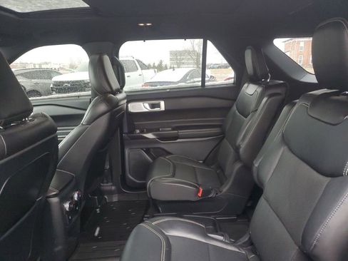 Used 2020 Ford Explorer ST w/ ST Street Pack image 26