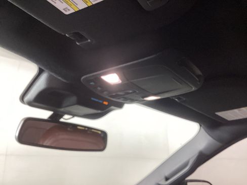 Used 2022 Ford Expedition Max Limited image 34