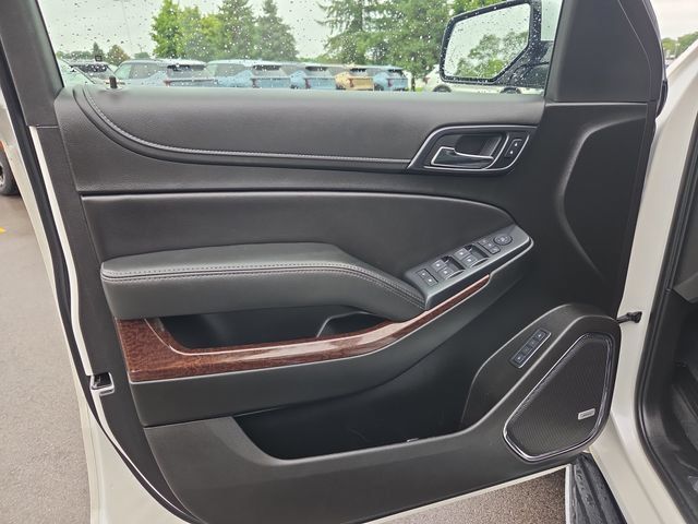 Used 2019 GMC Yukon SLT w/ Open Road Package AWD/4WD image 12