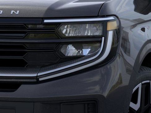 New 2026 Ford Expedition Platinum w/ Platinum Ultimate Package image 18