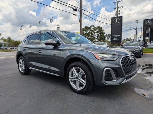 Used 2022 Audi Q5 e Premium AWD/4WD image 3