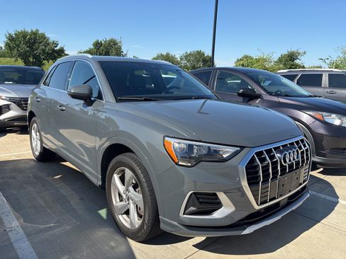Used 2020 Audi Q3 2.0T Premium AWD/4WD image 3