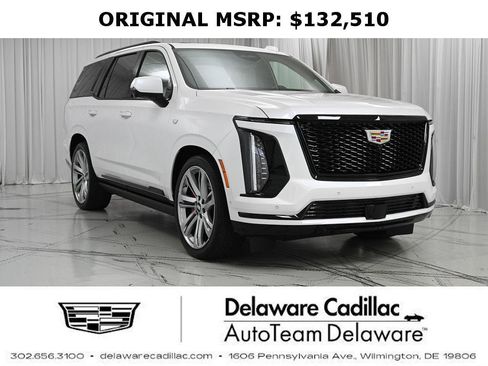 Used 2025 Cadillac Escalade Sport Platinum image 1