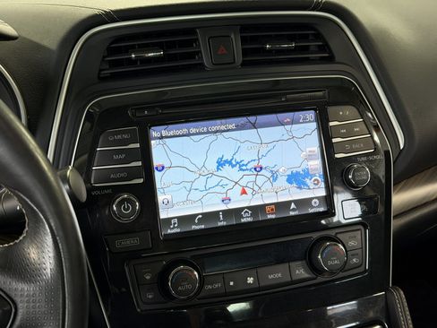 Used 2017 Nissan Maxima Platinum w/ Medallion Package FWD image 20