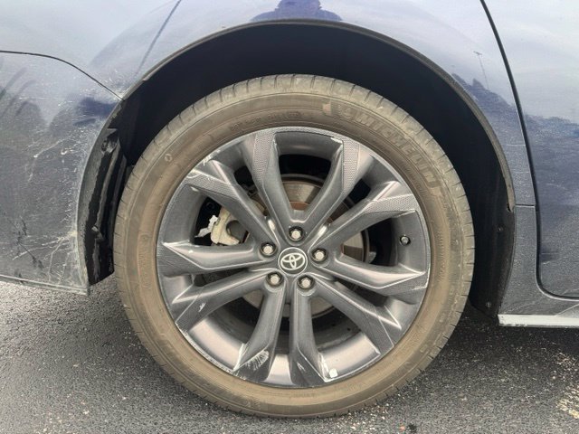 Used 2023 Toyota Sienna XSE w/ XSE Plus Package FWD image 9