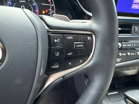 Certified 2025 Lexus ES 350 w/ Premium Package FWD image 28