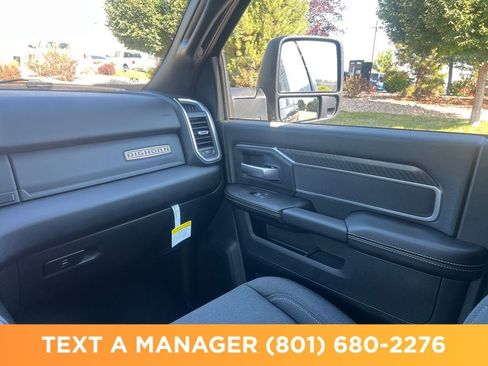 New 2026 RAM 3500 Big Horn AWD/4WD image 29