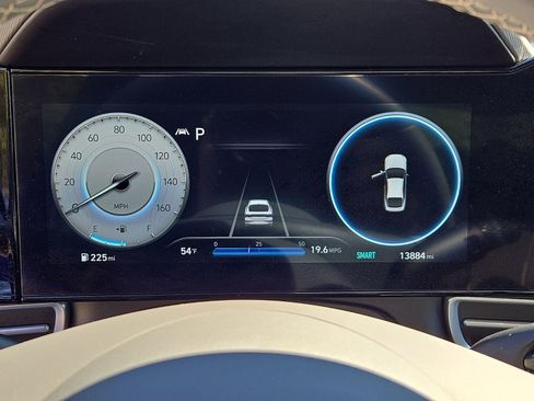 Certified 2023 Hyundai Elantra SEL w/ Convenience Package image 19