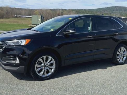 Used 2024 Ford Edge Titanium AWD/4WD image 5