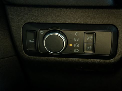Used 2022 Ford Escape SE w/ Convenience Package FWD image 27